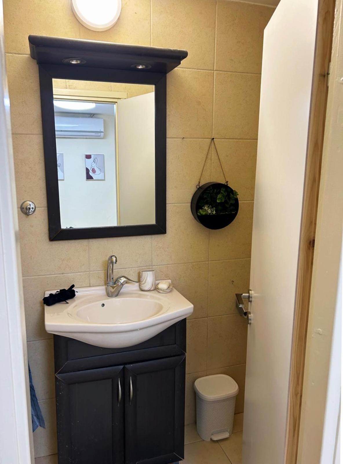 Guy'S Apartment Eilat Luaran gambar